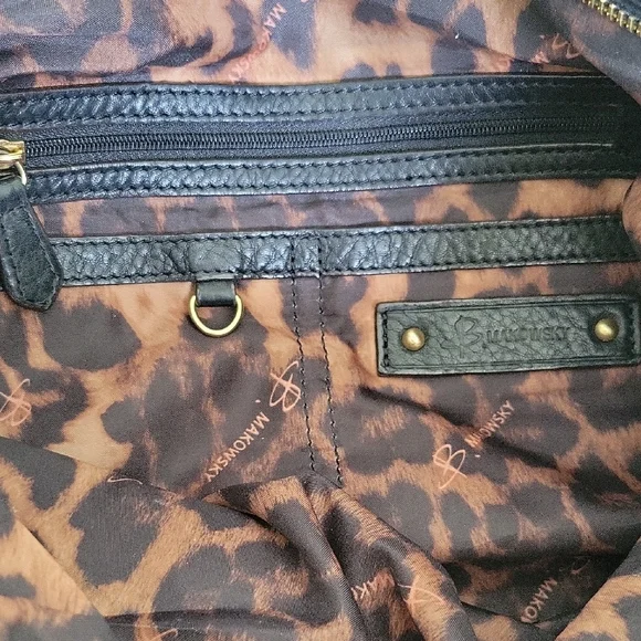 B. Makowsky Black Leather Shoulder Bag Satchel East West Gold Accent Zippers - Picture 13 of 16